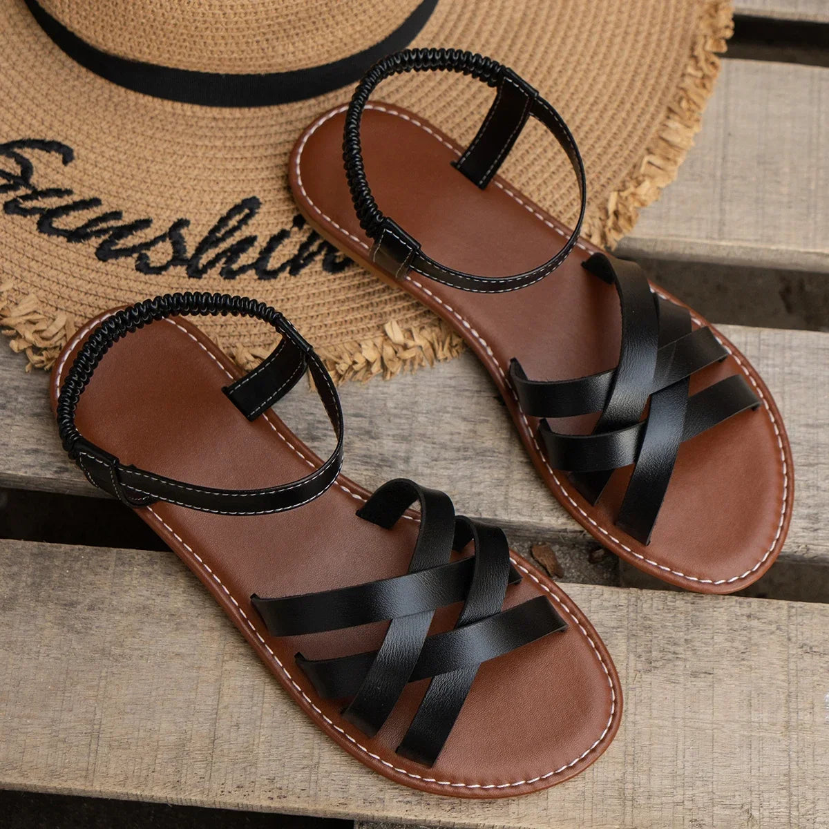 LUNARA ESSENTIAL FLAT SANDALS
