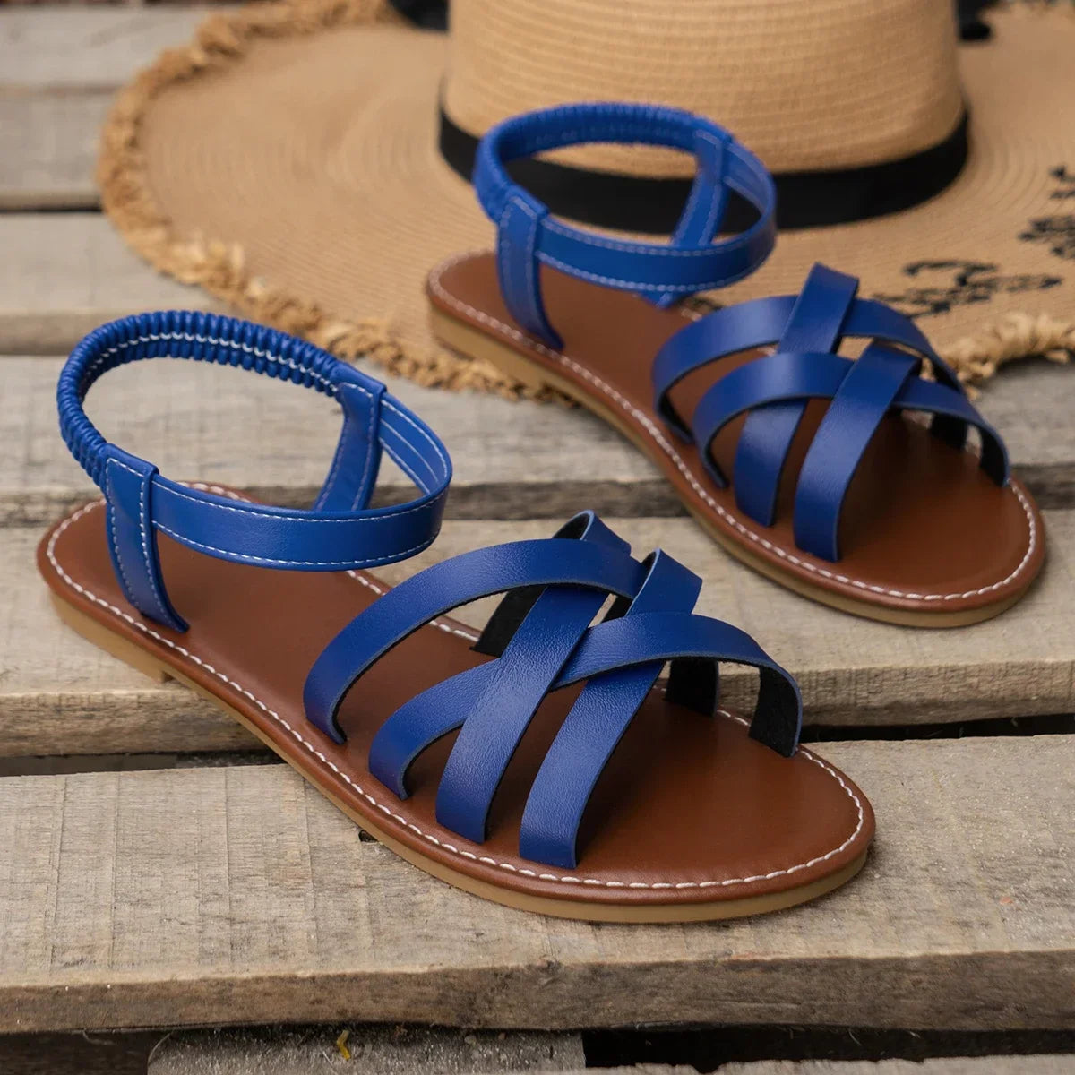 LUNARA ESSENTIAL FLAT SANDALS
