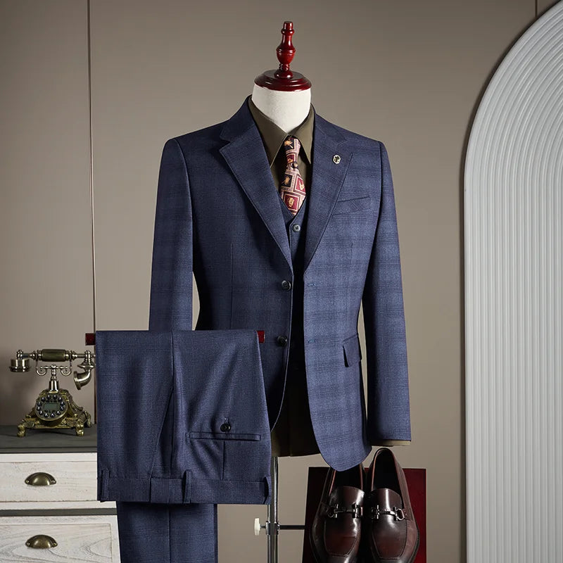 VÉRITÉ CHECKERED 3-PIECE SUIT